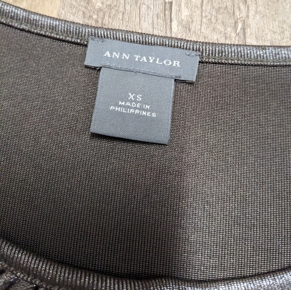 Ann Taylor Metallic Sleeveless Top - Picture 6 of 7